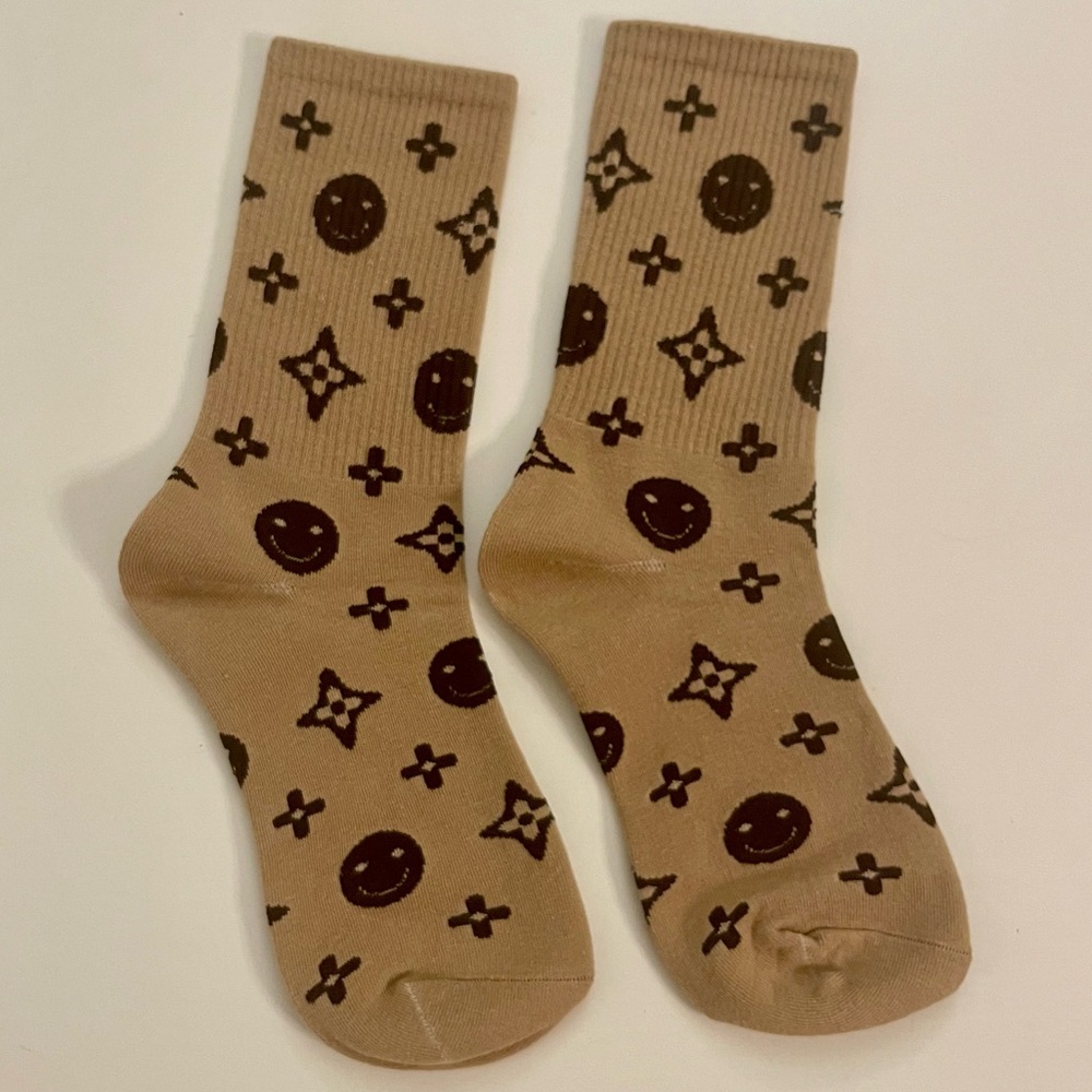 Brand New | Monogram Smiley Face Crew Socks - Tan & Brown